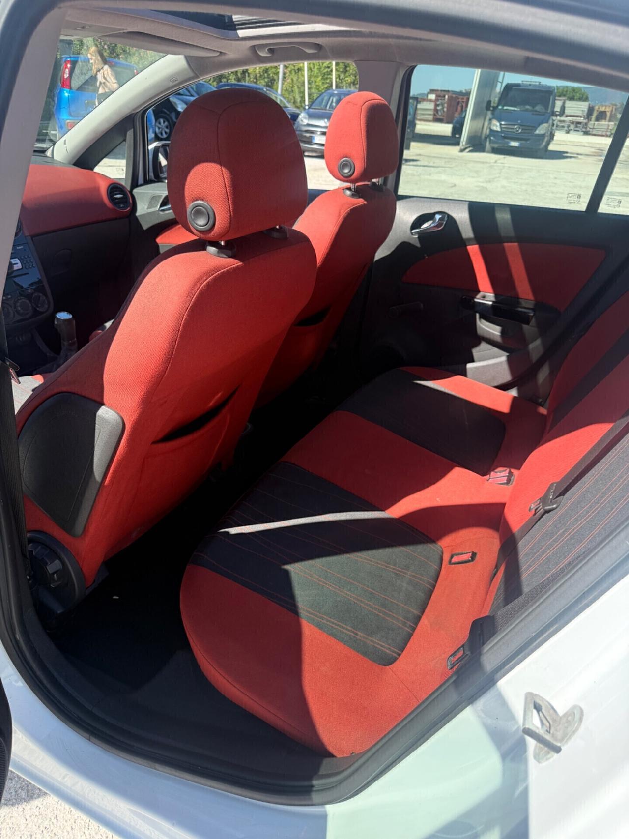 Opel Corsa 1.2 Benzina NEOPATENTATI UNIPROPRIETÀ
