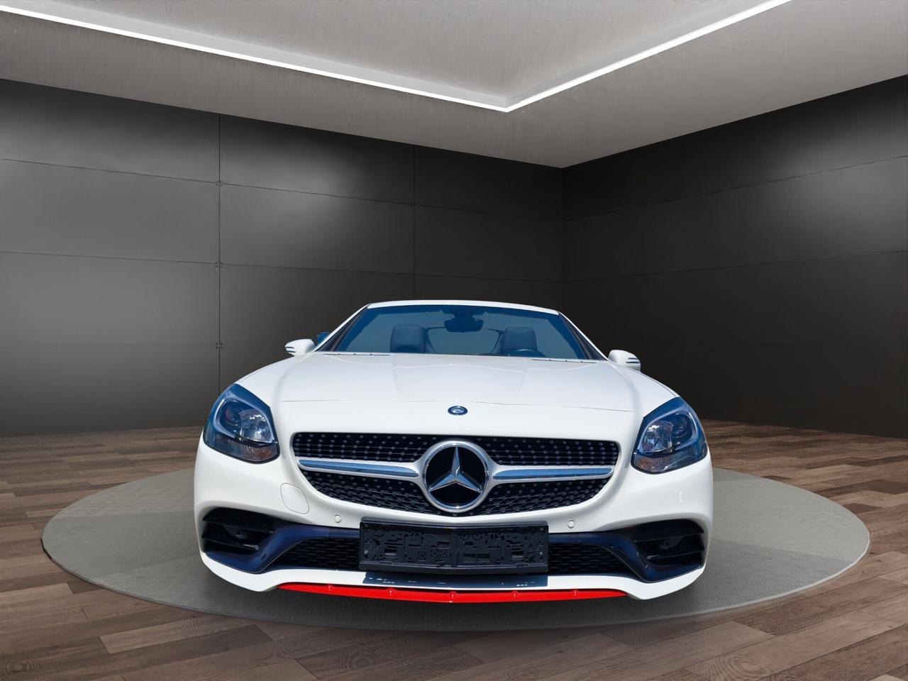 Mercedes-benz SLC 180 AMG LINE