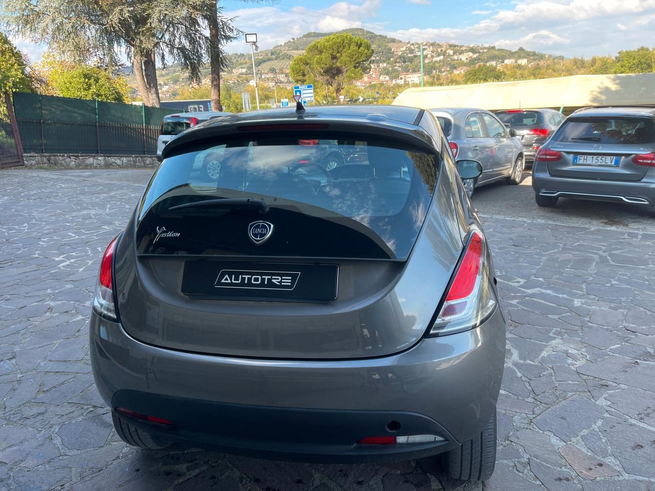 Lancia Ypsilon 0.9 TwinAir 85 CV 5 porte Metano Ecochic Gold NEO PATENTATO