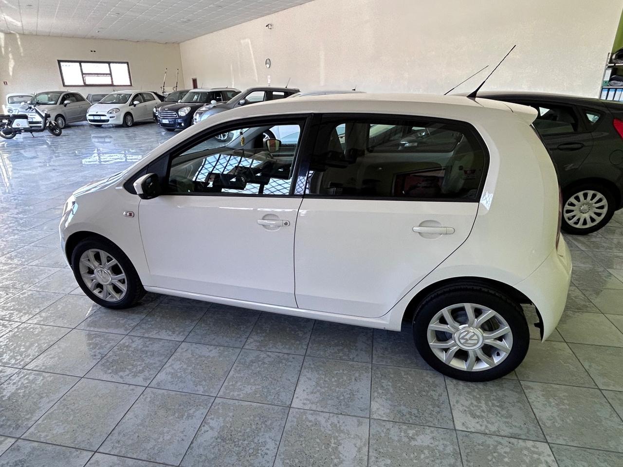 Volkswagen up! 1.0 75 CV 5p. high