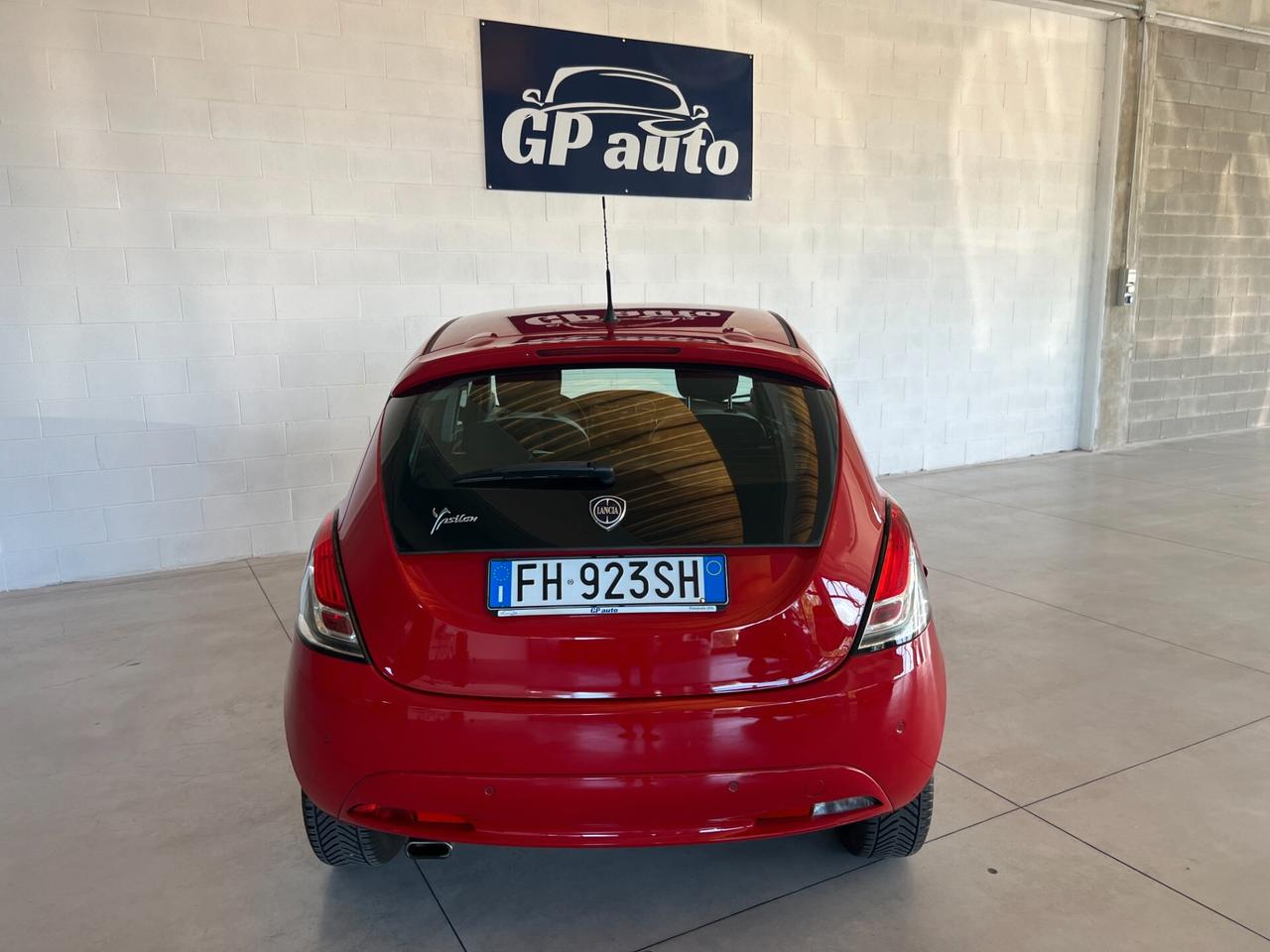 Lancia Ypsilon 1.2 69 CV 5 porte Gold OK NEOPATENTATI