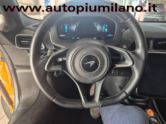 MCLAREN Artura Artura