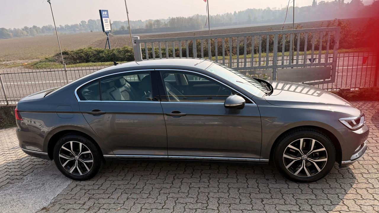 Volkswagen Passat 2.0 tdi scr dsg