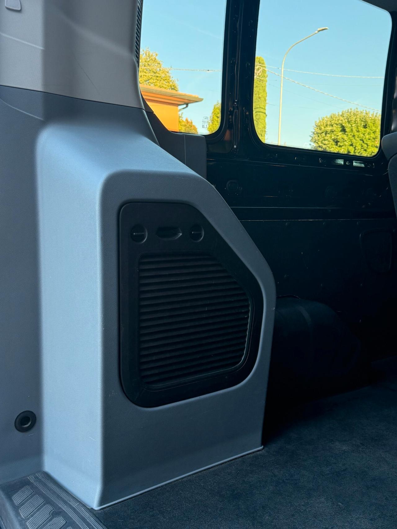 Ford Transit L3H2 Trend 130cv 2.0TDCi 9 POSTI ! IVA INCLUSA !!