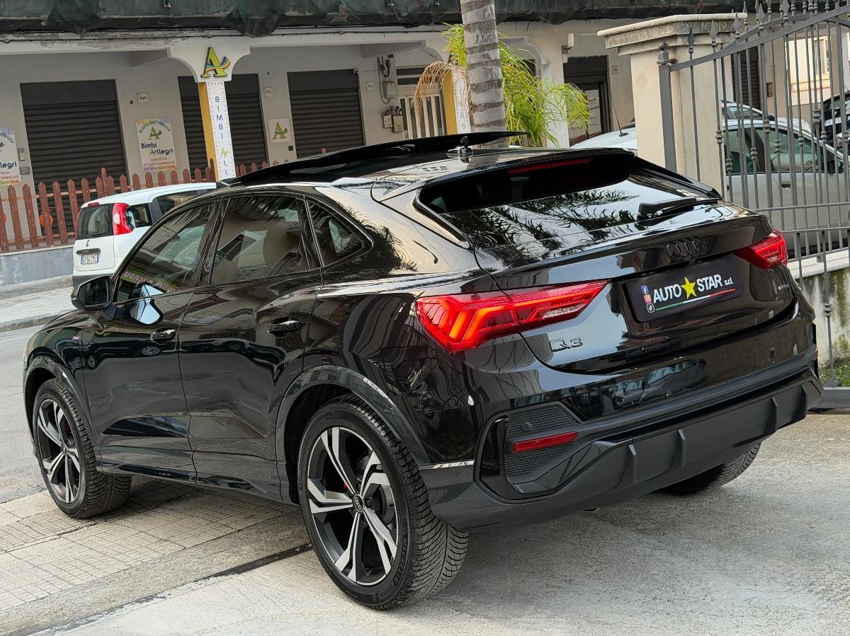 Audi Q3 Sportback 35TDI Quattro S-line Identity Black 150CV