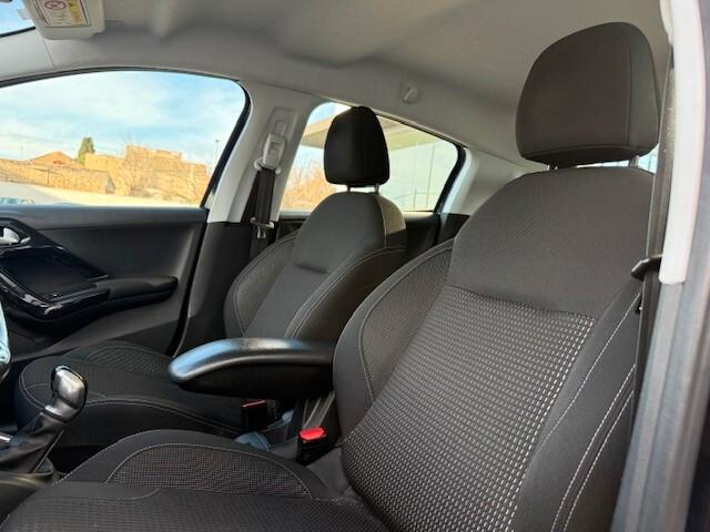 Peugeot 208 PureTech 82 5 porte Allure 2019