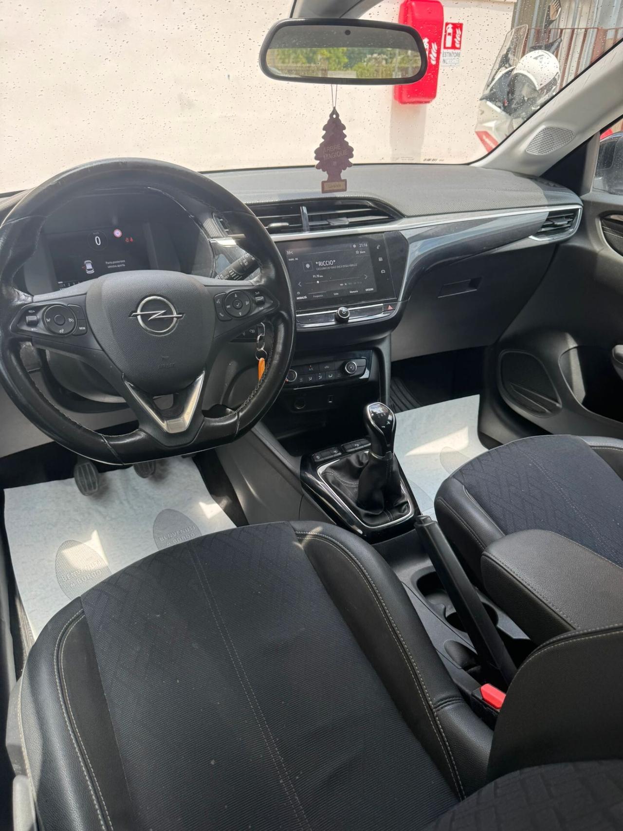 Opel Corsa 1.2 Elegance