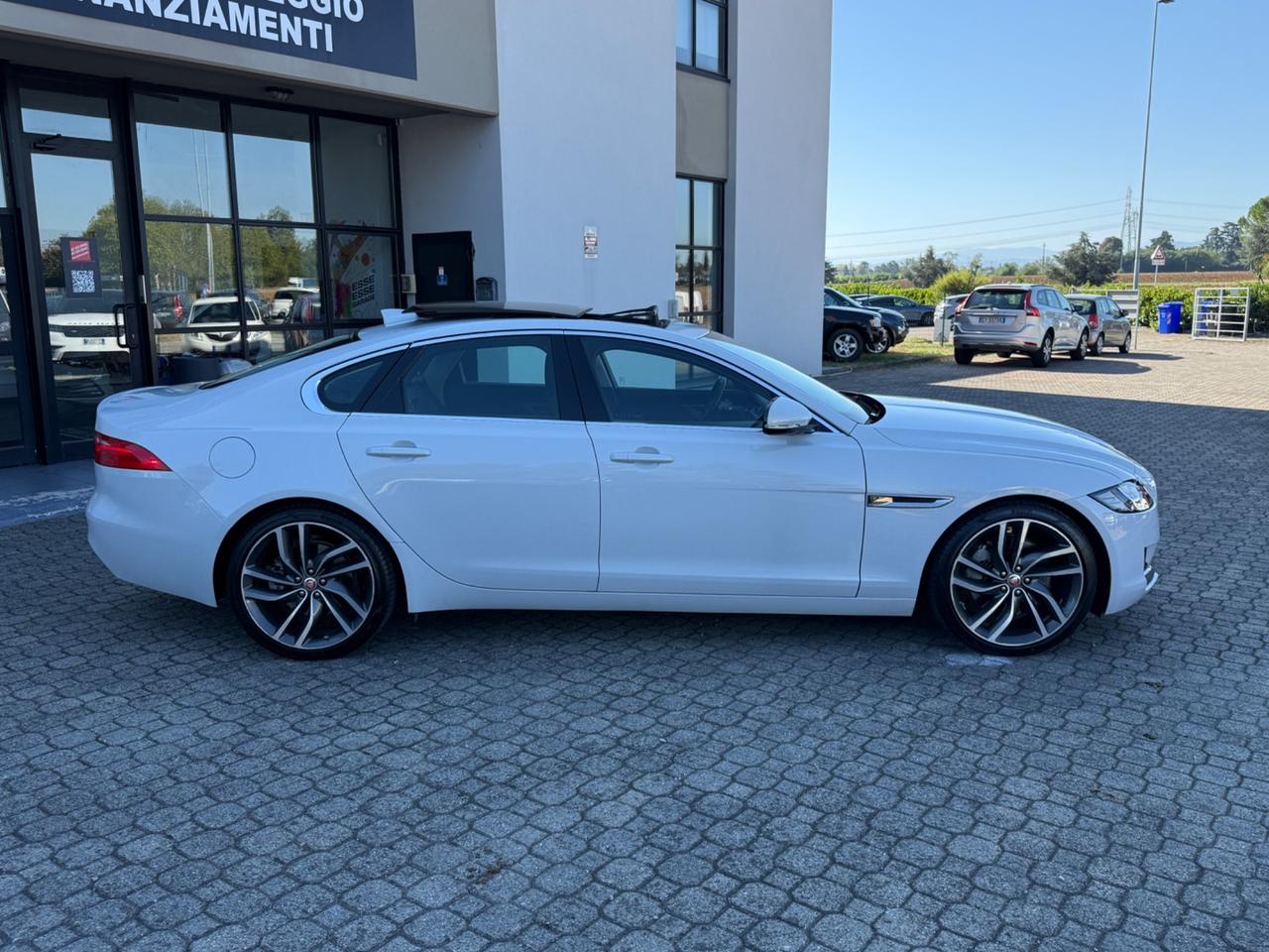 Jaguar XF 3.0 D V6 300 CV aut. R-Sport