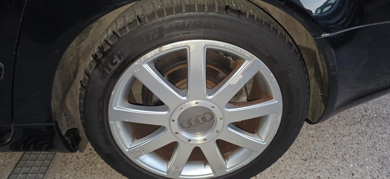 Audi A4 2.0 TDI F.AP. Avant Top plus sline