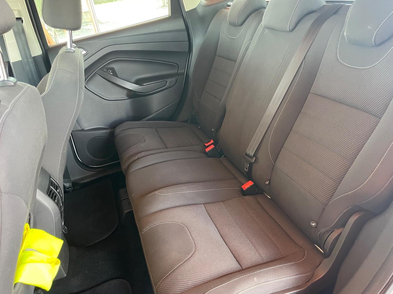 Ford Kuga 2.0 TDCI 120 CV S&S 2WD Titanium
