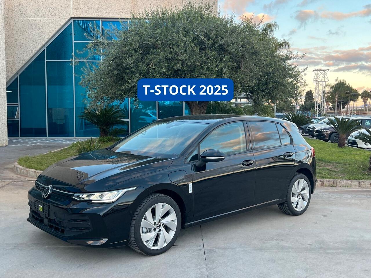 Volkswagen Golf 1.5 TSI eHybrid DSG Style SUPER OFFERTA T-STOCK