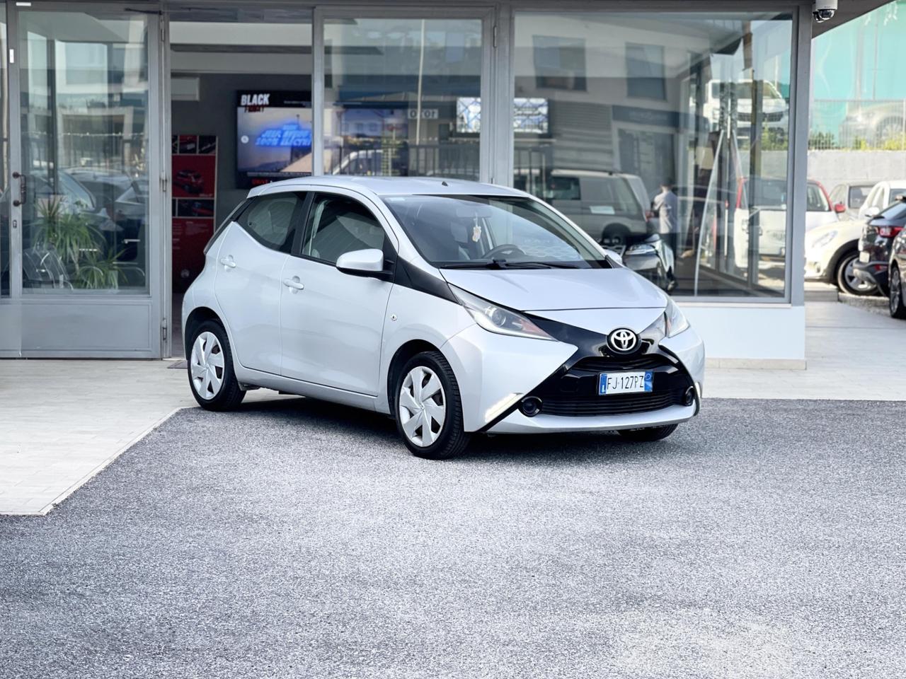 Toyota Aygo 1.0 Benzina 69CV E6 Neo - 2017