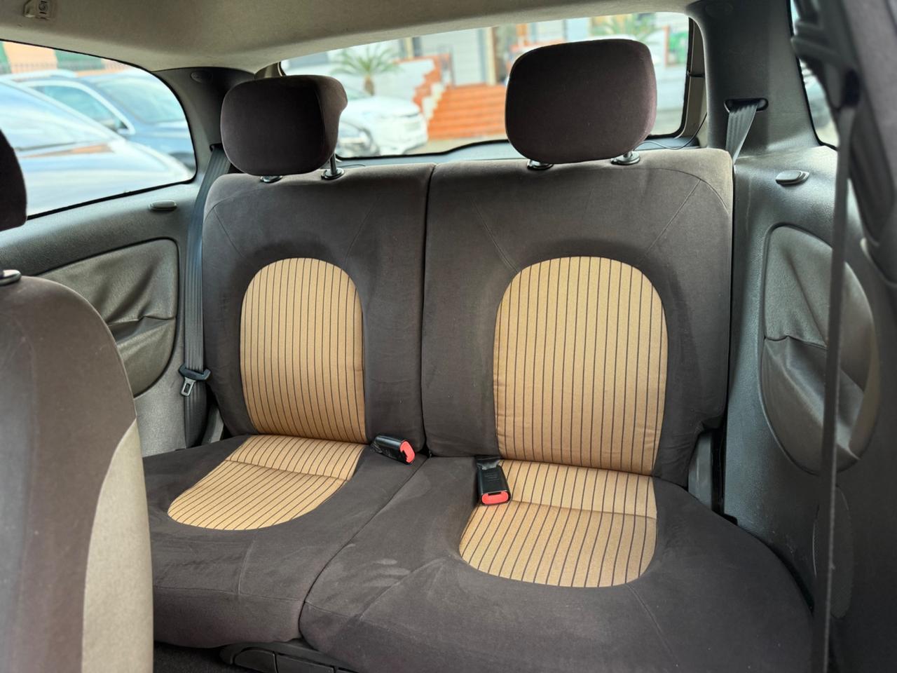 Lancia Ypsilon 1.4 16V Oro Giallo Perfetta