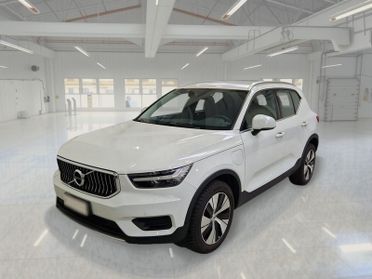 VOLVO XC40 T5 Plug-in Hybrid auto Recharge Inscription Expression