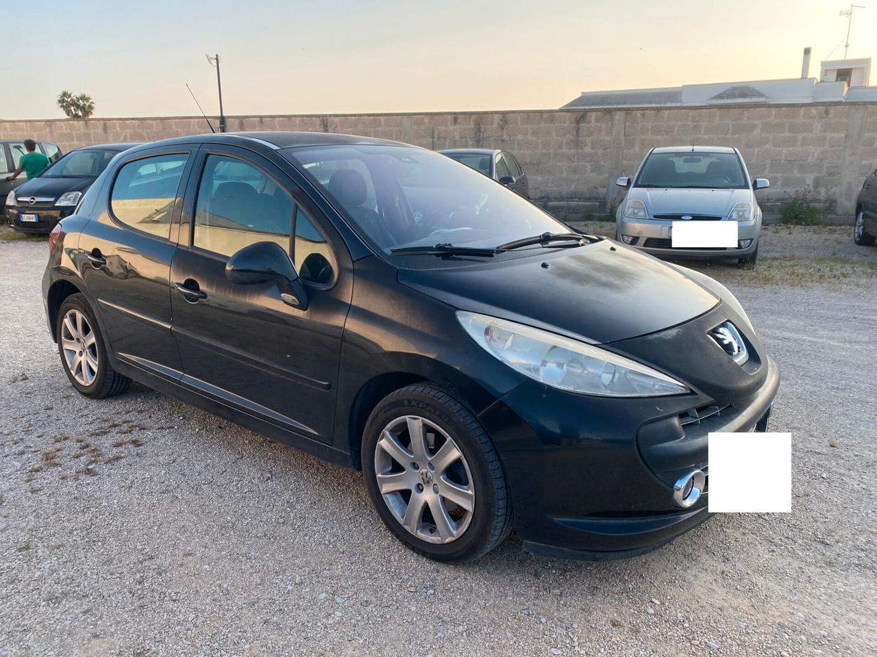 Peugeot 207 1.6 HDi 90CV 5p. XS