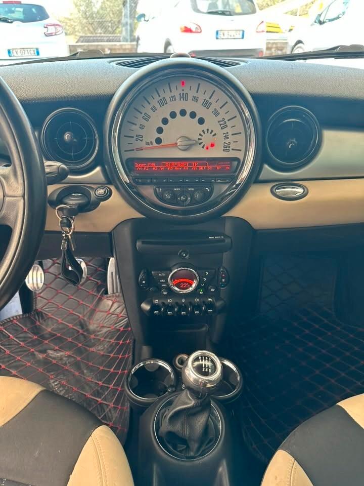 Mini 1.6 16V Cooper D