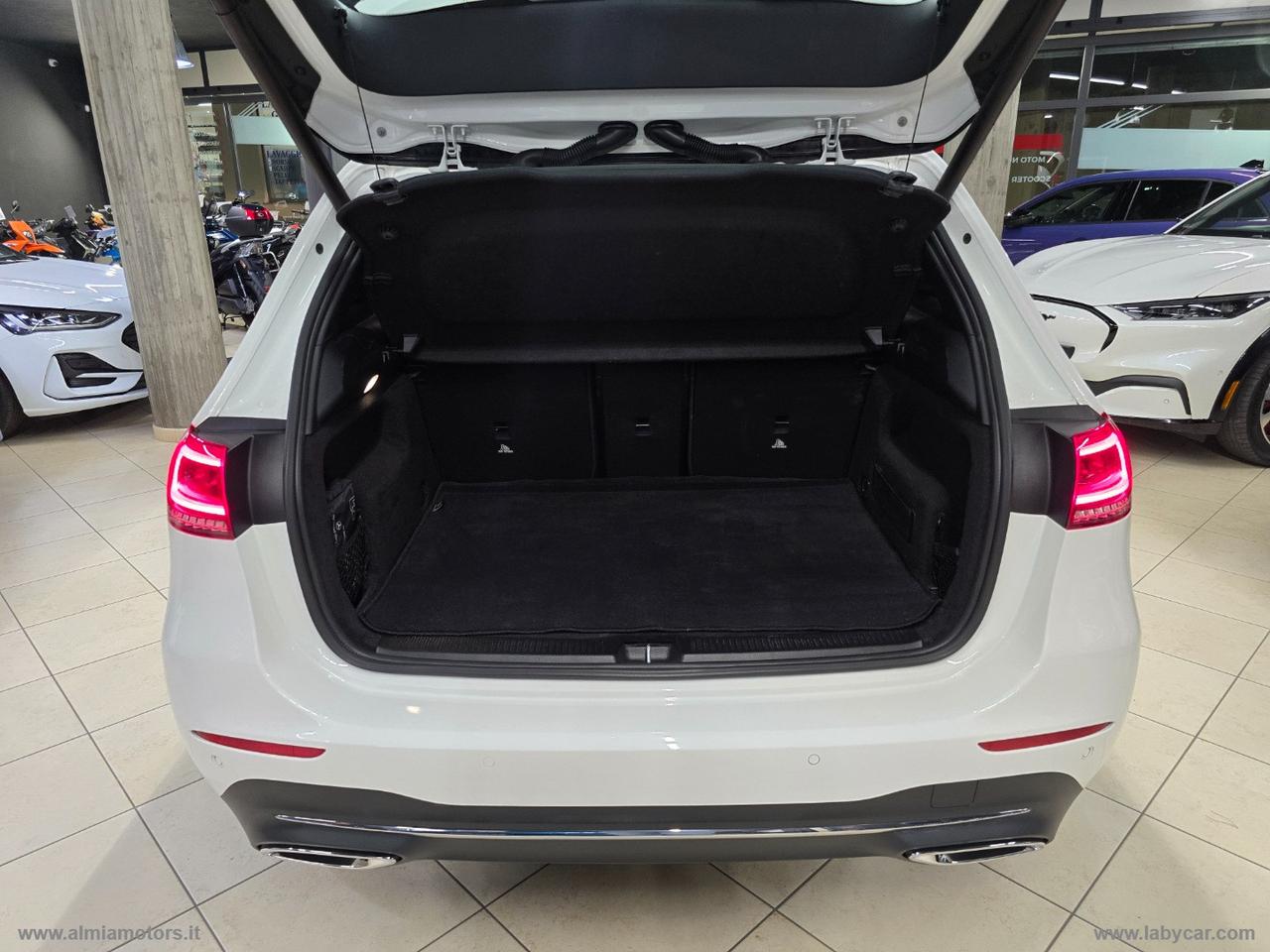 MERCEDES-BENZ B 180 d Automatic Executive