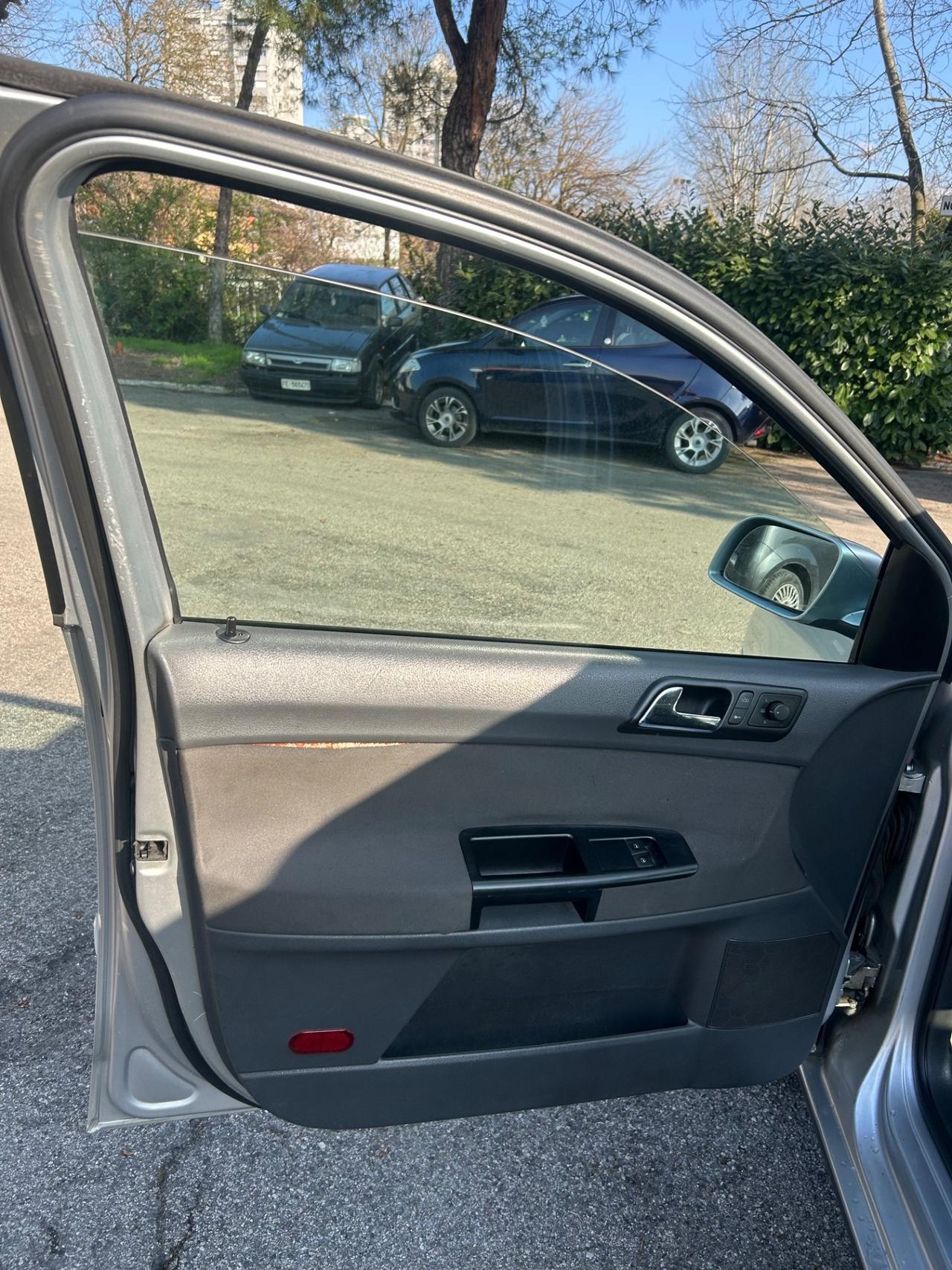 Volkswagen Polo 1.4/69CV TDI 5p. Trendline