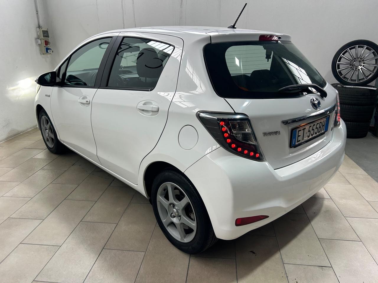 Toyota Yaris 1.5 Hybrid 5 porte Lounge