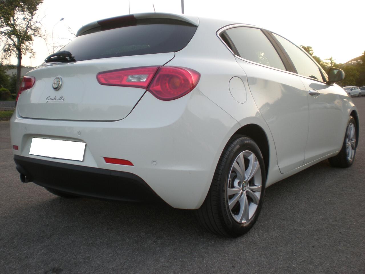 Alfa Giulietta 1.6 td, full, da vetrina