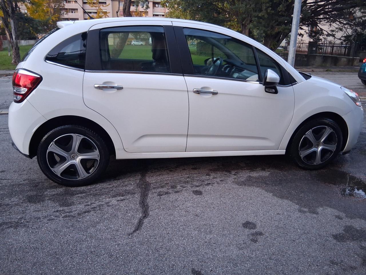 Citroen C3 PureTech 82 Live Edition