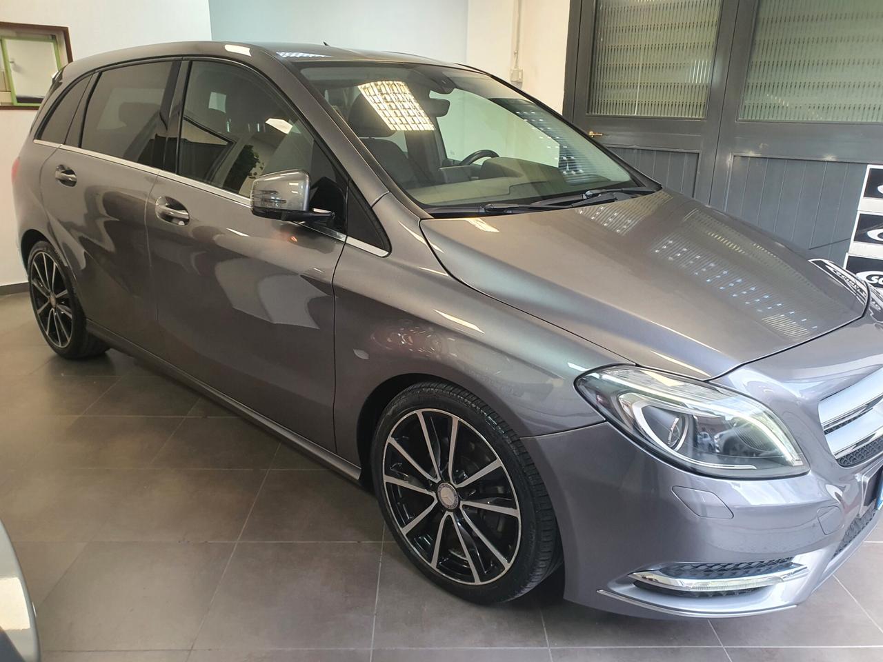 Mercedes-benz B 200 CDI BlueEFFICIENCY Premium