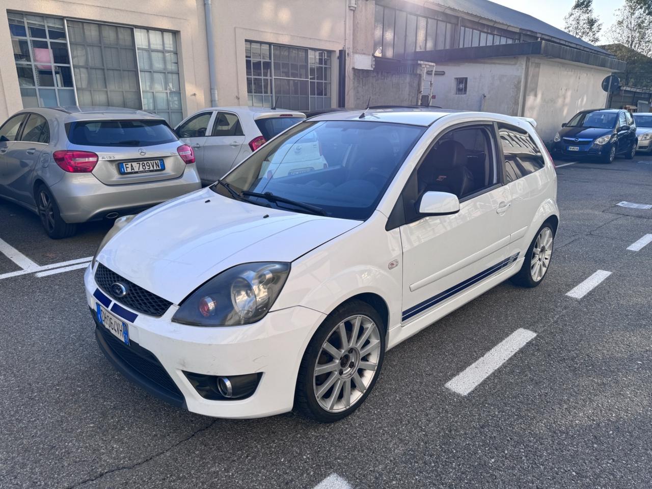 Ford Fiesta 2.0 150cv 16V 3p. ST