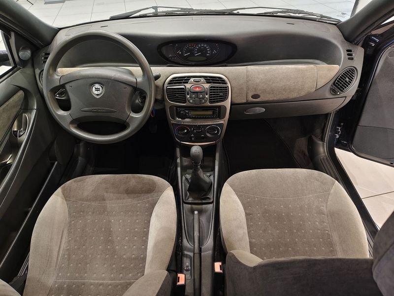 Lancia Y Y 1.2