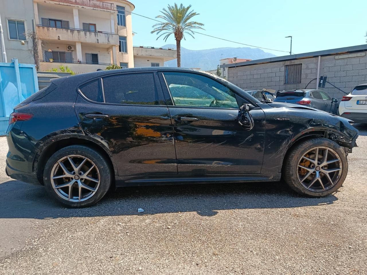 Alfa Romeo Stelvio 2.2 210 CV AT8 Q4 Veloce-2021