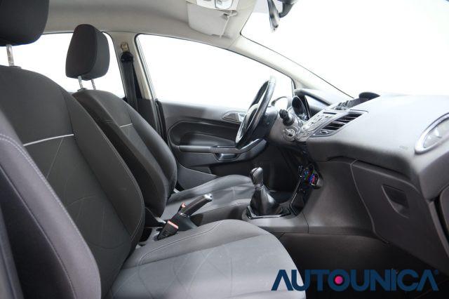 FORD Fiesta 1.5 TDCi 75CV 5 PORTE BUSINESS NEOPATENTATI