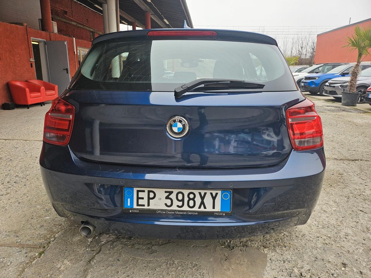 Bmw 118 118d 5p. Unique