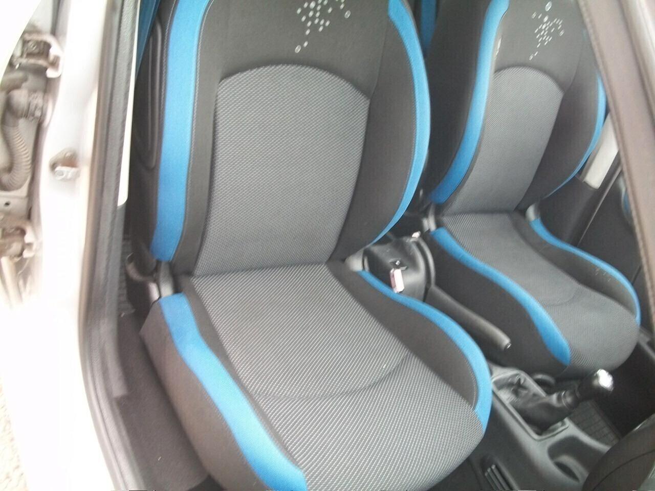 Peugeot 206 MODELLO PIU,, CC 1360 BENZINA EURO 05 SI NUOVI PATENTATI KM 119443 GARANZIA UN ANNO