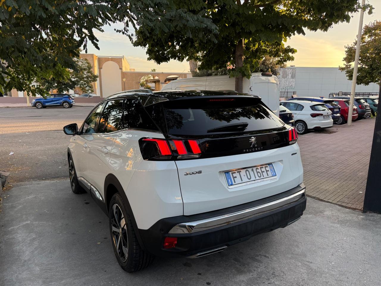 Peugeot 3008 KM. 85.000! GT LINE HDi 130 HP