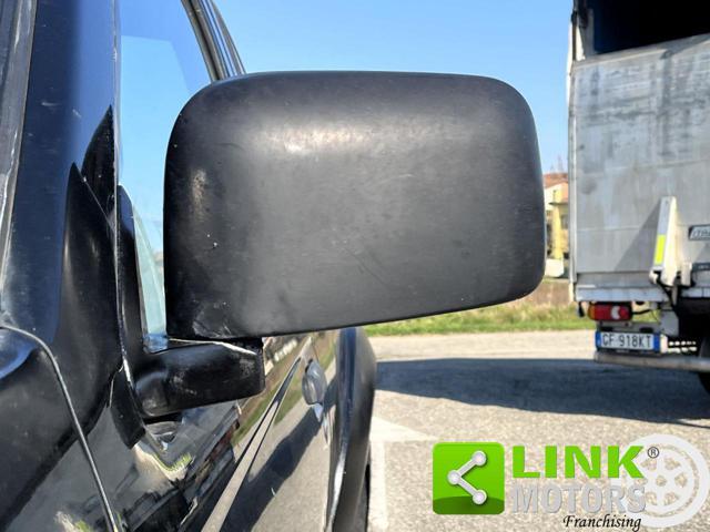 NISSAN King Cab 2.5 TD 2 porte