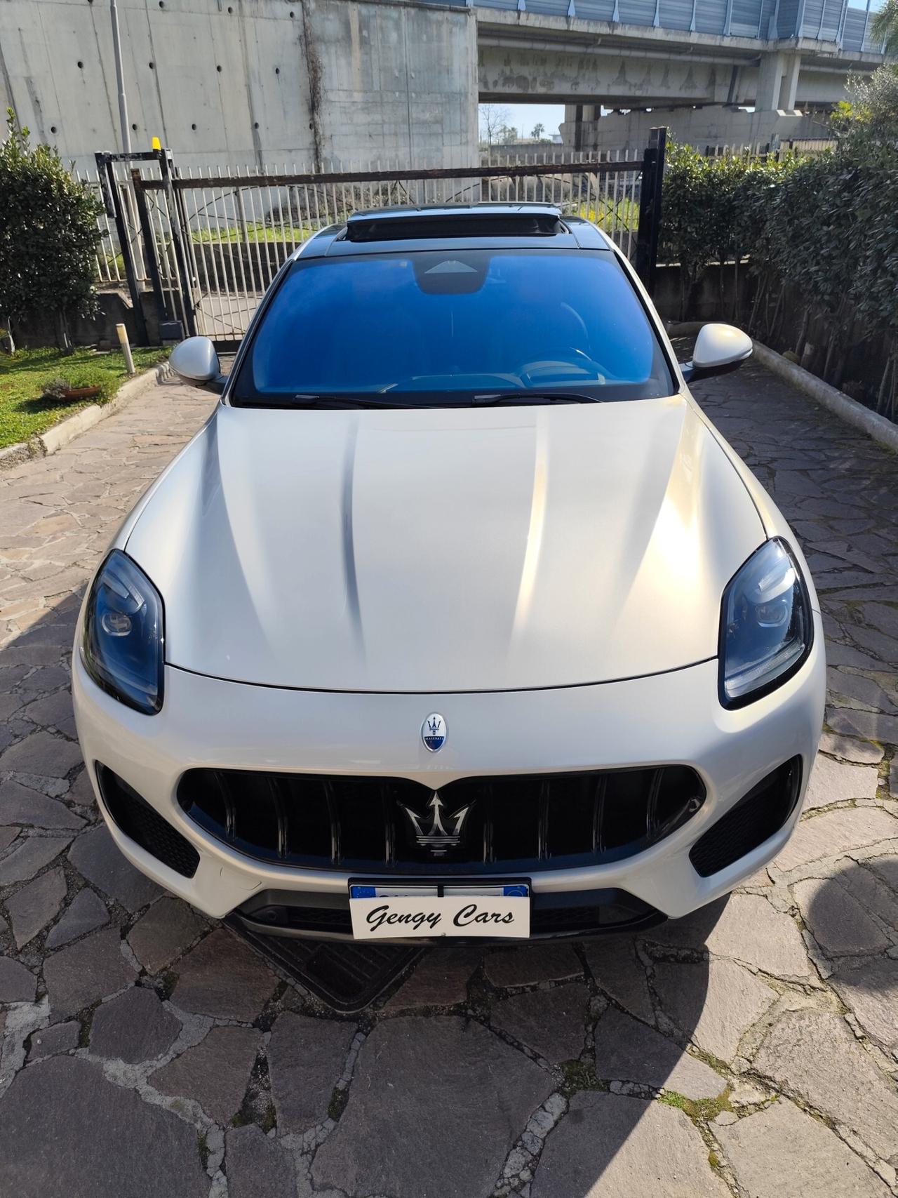 Maserati Grecale MHEV 330 CV AWD Modena