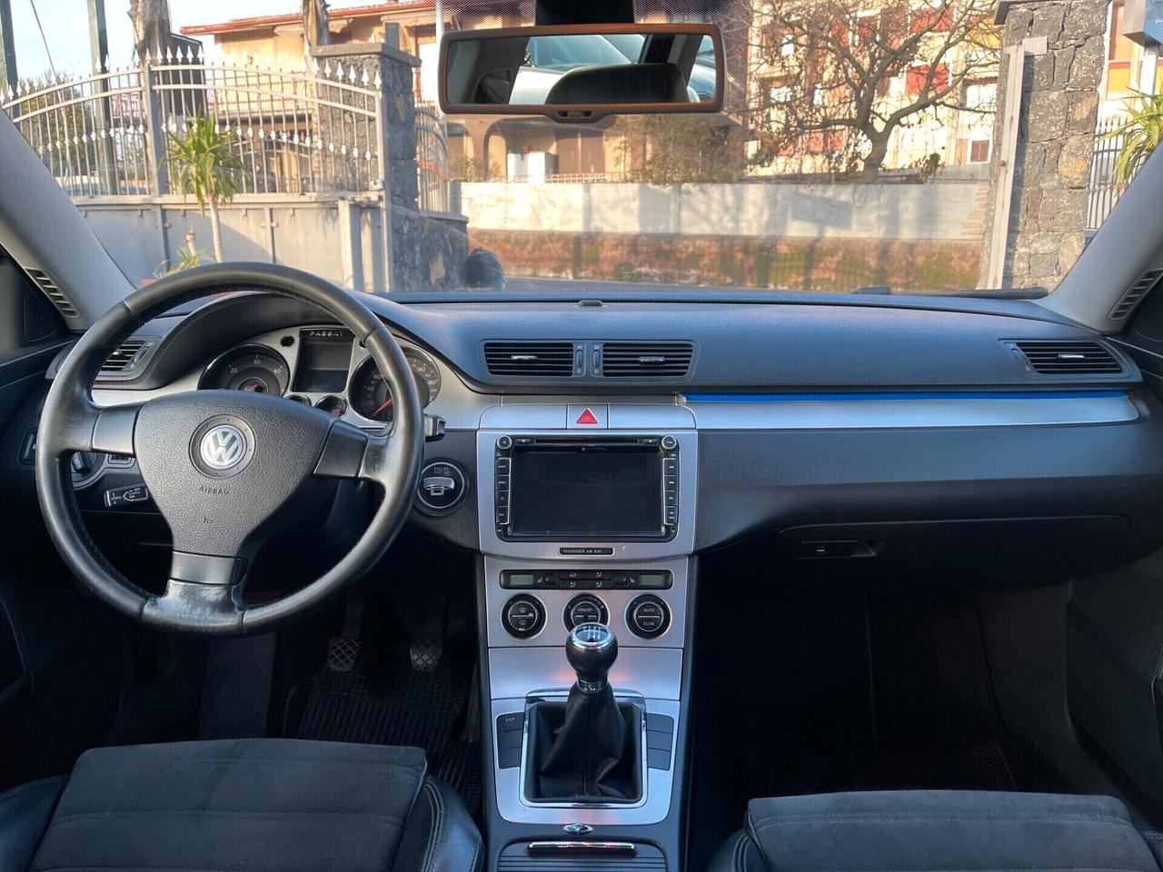 Volkswagen Passat 2.0 TDI 140cv Full Optional