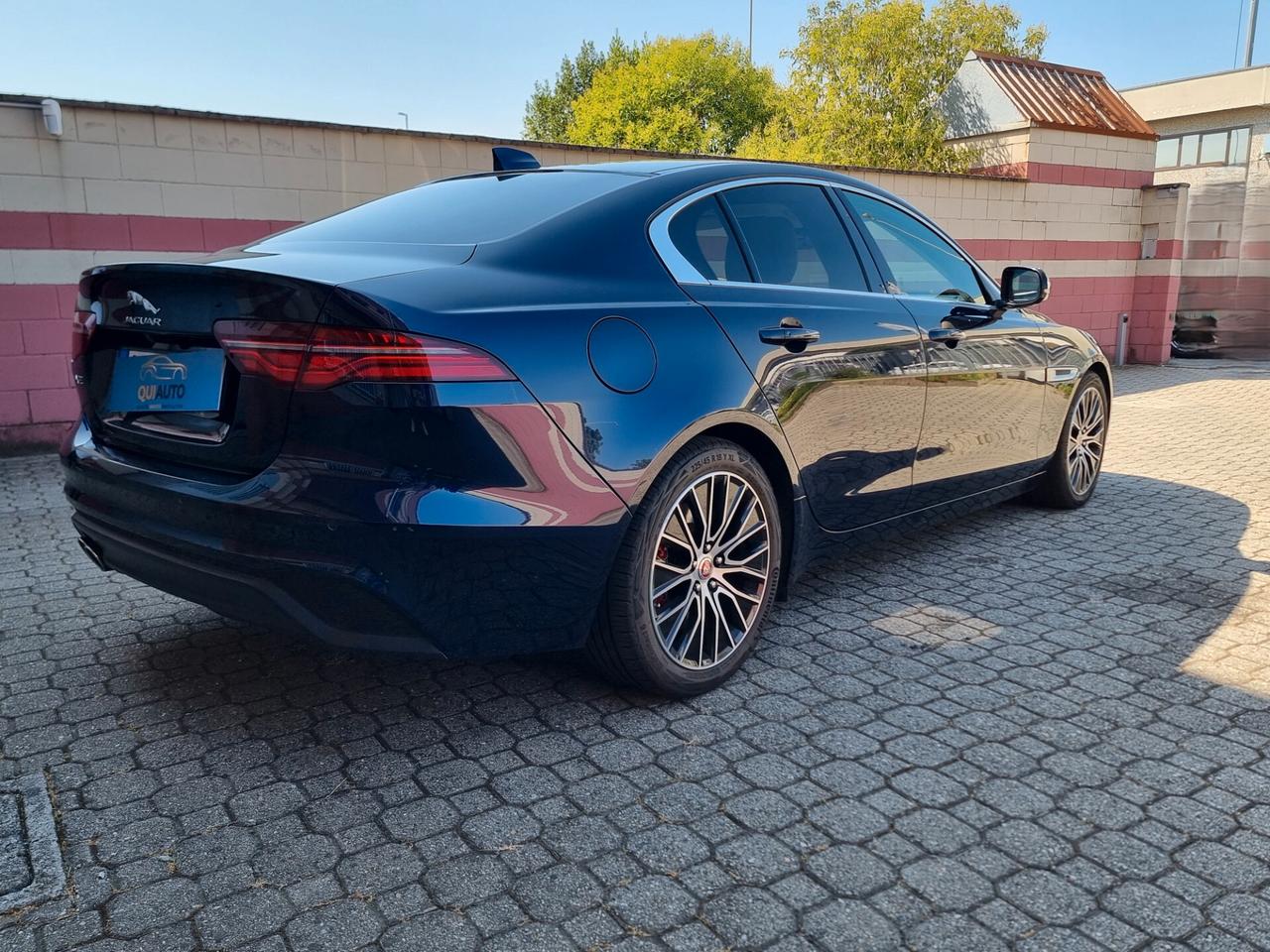 Jaguar XE 2.0 D 204 CV aut. SE