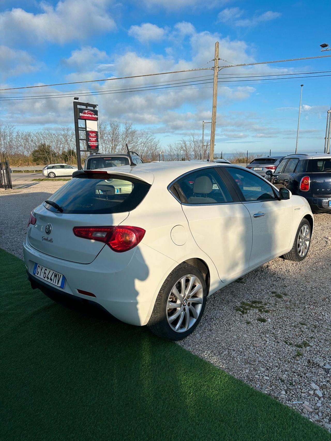 Alfa Romeo Giulietta 1.6 JTDm-2 105 CV Exclusive