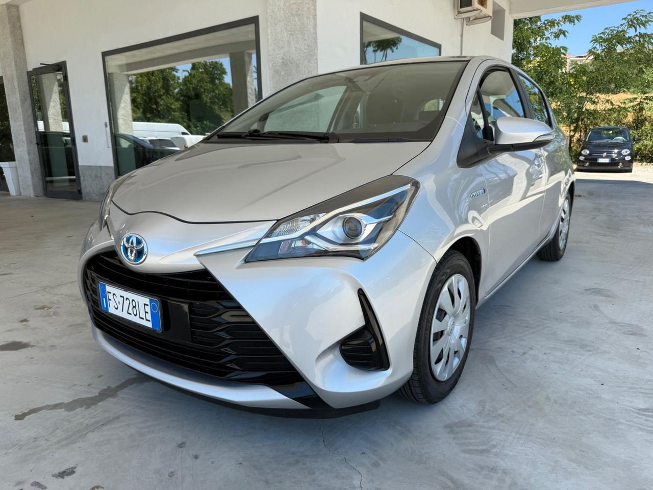 Toyota Yaris 1.5 Hybrid 5 porte Cool