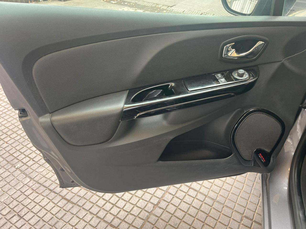 Renault Clio 1.5 dCi 8V 75CV Wave