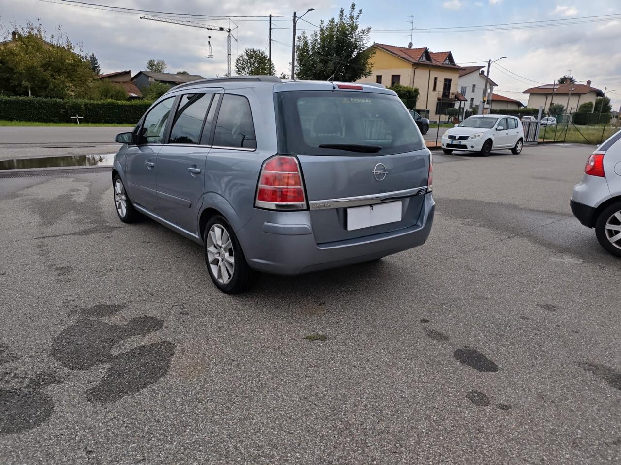 Opel Zafira 1.9 16V CDTI 150CV Cosmo