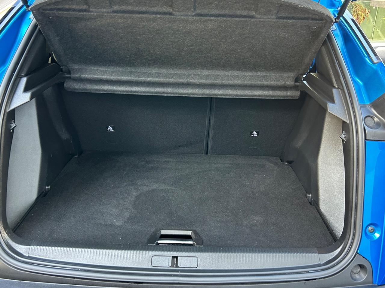 Peugeot 2008 BlueHDi 130 S&S EAT8 Allure Pack