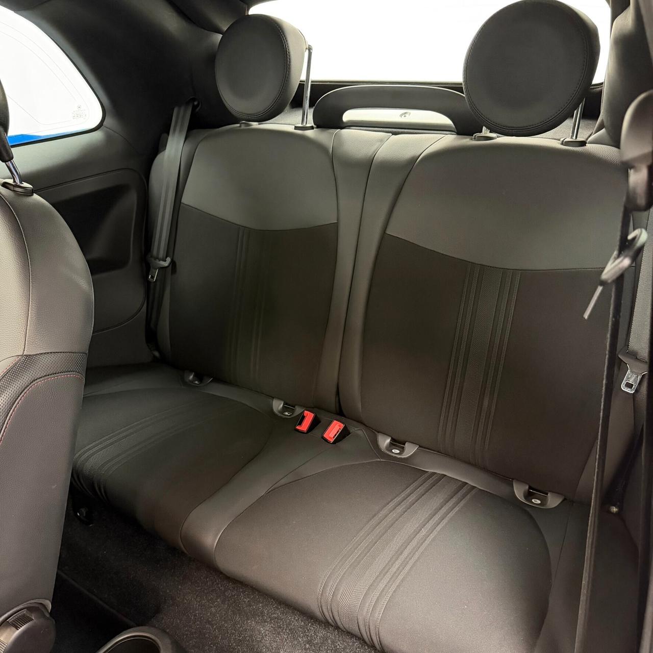 Fiat 500 C 1.0 Hybrid SPORT