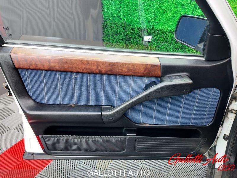 Lancia Thema 2.0 i.e. turbo 16V