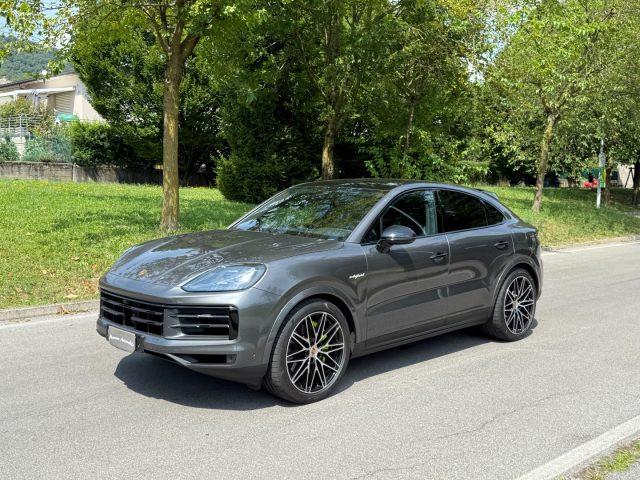 PORSCHE Cayenne Coupé 3.0 V6 E-Hybrid MOD. 2024 IVA ESPOSTA