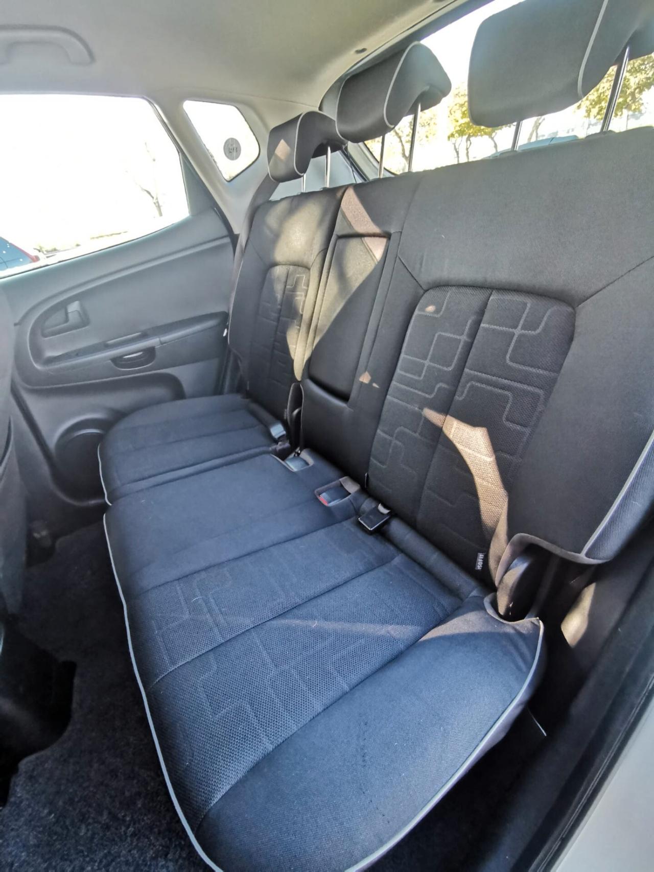 Kia Venga 1.4 GPL Easy - 12/2012