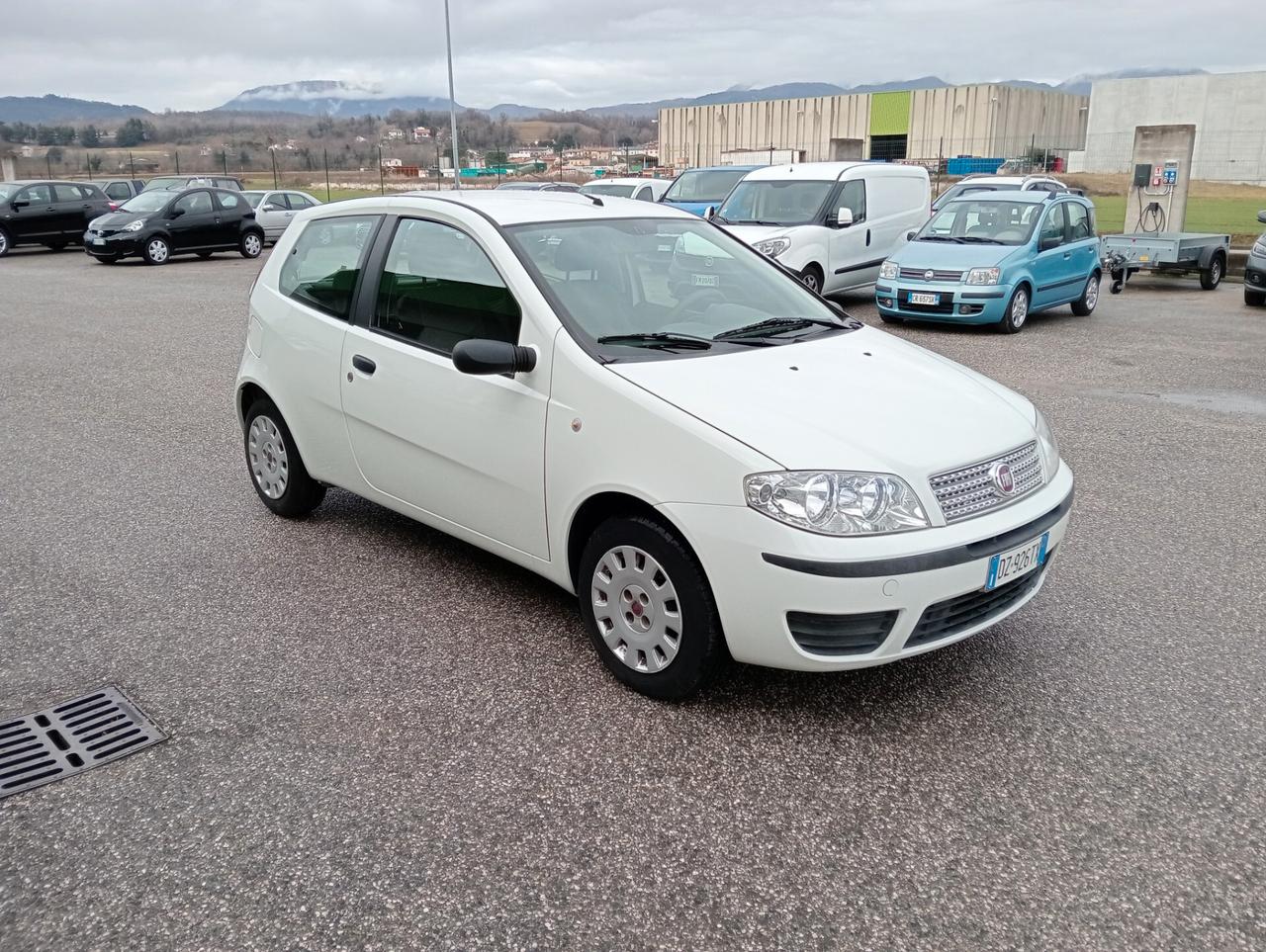 Fiat Punto 1.2 3porte UNIPROPRIETARIO OK NEOPATENTATI