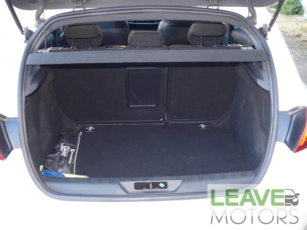 Peugeot 308 BlueHDi 120 S&S GT Line (M1439)