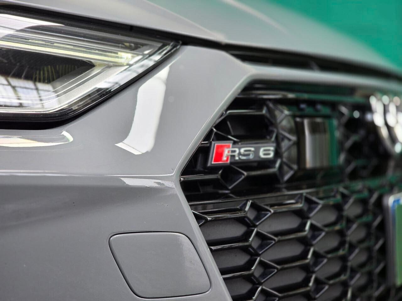 Audi RS6 RS 6 Avant 4.0 TFSI V8 quattro tiptronic