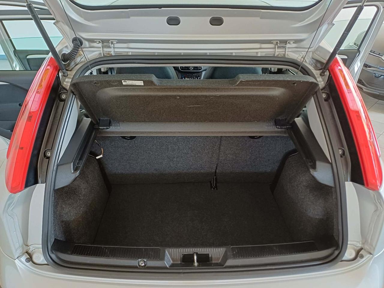 Fiat Punto 1.2 8V 5 porte Lounge GPL